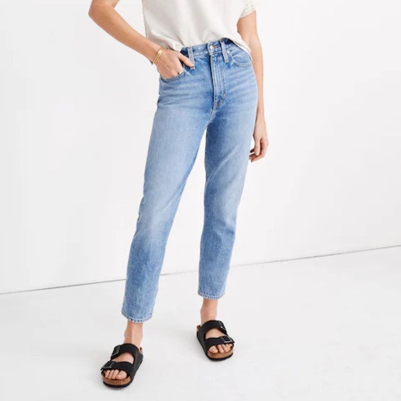Madewell Denim - Madewell The Petite Momjean in Melva Wash